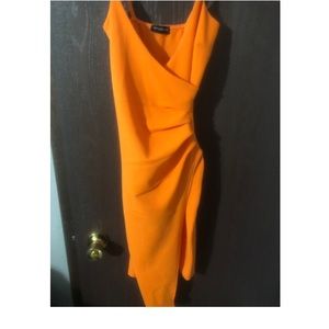 Pretty little thing orange dress- NEVER WORN!!